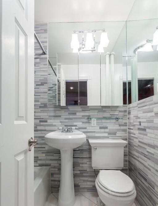 7 E 75th St, Unit 4D in New York, NY - Building Photo - Building Photo