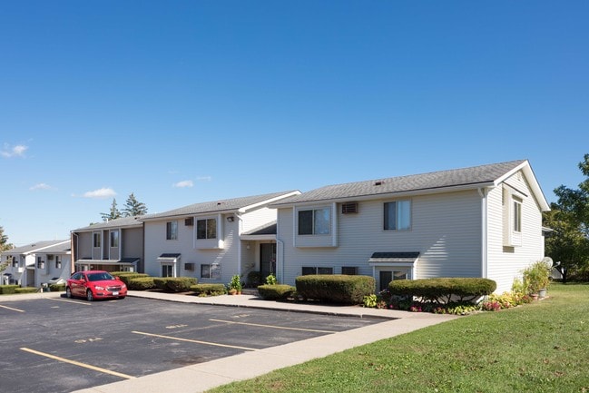 Hilltop View Apartments & Townhomes