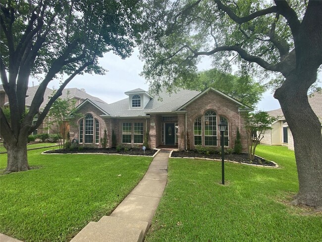 property at 1321 Newbury Ln