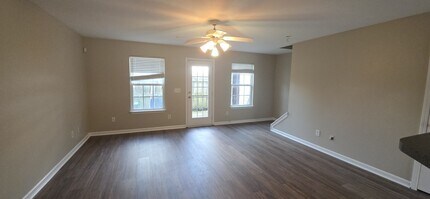 3130 George Buchanan in La Vergne, TN - Foto de edificio - Building Photo