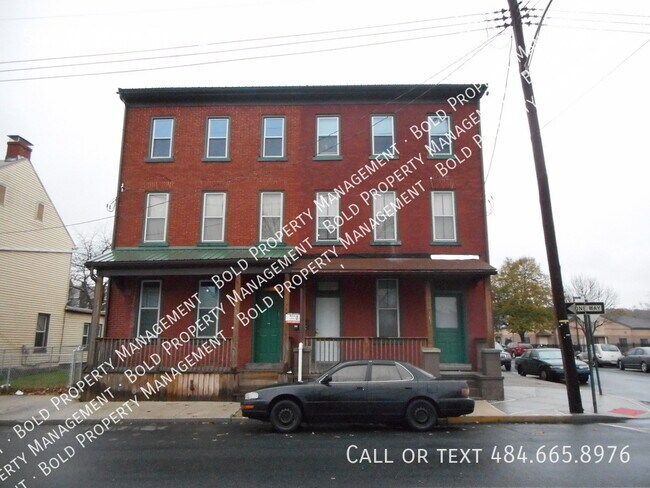 property at 547 N 10th St