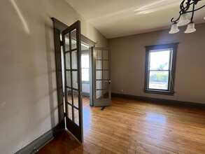 1200 S Dakota Ave in Sioux Falls, SD - Building Photo - Building Photo