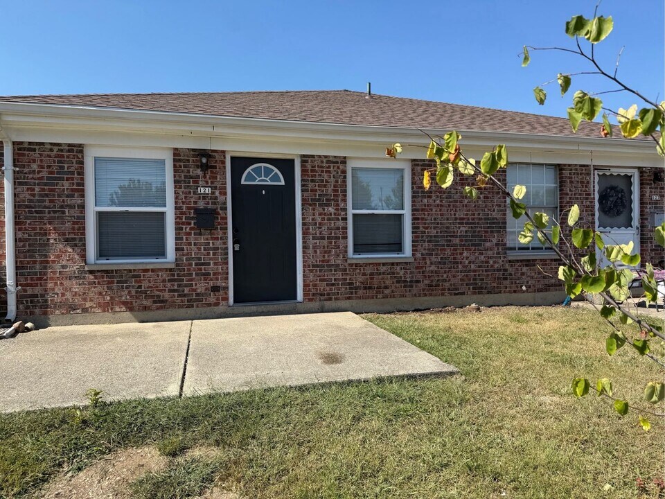 125-125 Orth Dr in New Carlisle, OH - Building Photo