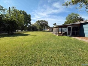 1518 15th Ave SW in Decatur, AL - Building Photo - Building Photo