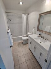 10861 Moorpark St in Los Angeles, CA - Building Photo - Building Photo