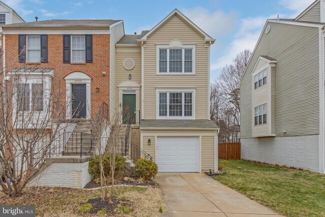 property at 45550 Whitcomb Square
