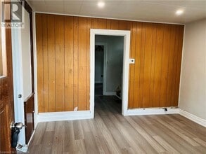 1279 Hamilton St in Cambridge, ON - Building Photo - Building Photo