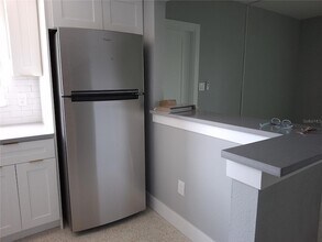 11355 3rd St E in Treasure Island, FL - Building Photo - Building Photo