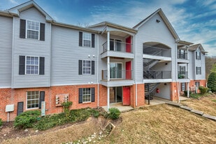 Forest Park in Nashville, TN - Building Photo