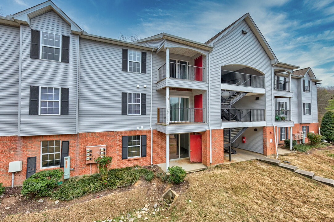 Forest Park in Nashville, TN - Building Photo