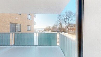 25 Shorey St, Unit #304 in Lynn, MA - Foto de edificio - Building Photo