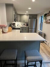 205 Standish Ave, Unit 3 in Plymouth, MA - Building Photo - Building Photo