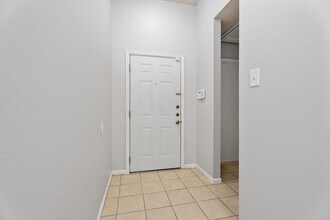 21015 Hidden Bridle Ct in Houston, TX - Building Photo - Building Photo