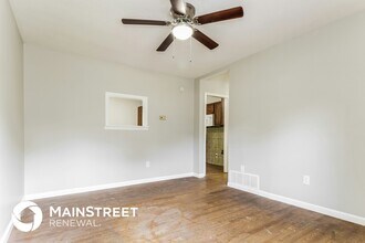 8044 Jamesbrook Dr in Southaven, MS - Building Photo - Building Photo