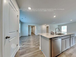 7300 Olive Coast St in Charlotte, NC - Building Photo - Building Photo