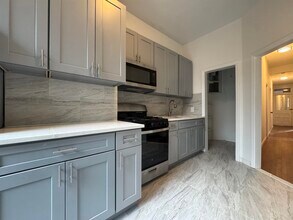 220 52nd St in West New York, NJ - Building Photo - Building Photo