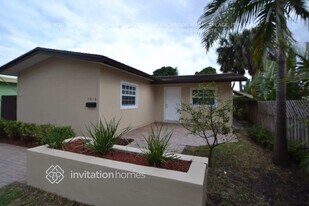 1616 NE 36th St in Oakland Park, FL - Building Photo