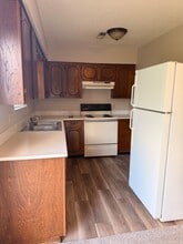 213 Park in Holts Summit, MO - Building Photo - Building Photo