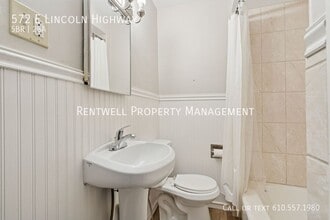 572 Lincoln Hwy E in Coatesville, PA - Building Photo - Building Photo