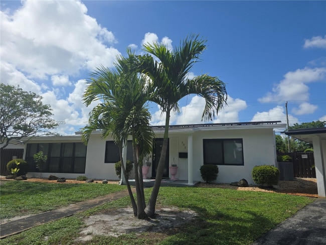 305 NE 27th St in Wilton Manors, FL - Foto de edificio - Building Photo