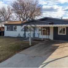 2208 SW 61st Terrace in Oklahoma City, OK - Building Photo - Building Photo