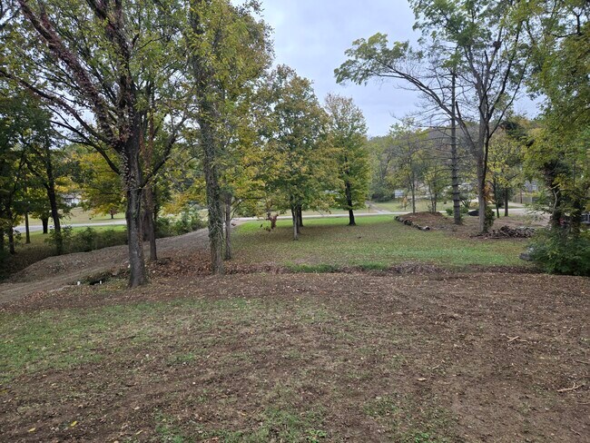 929 Due W Ave N in Nashville, TN - Building Photo - Building Photo