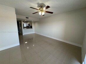 2620 W 76th St in Hialeah, FL - Building Photo - Building Photo
