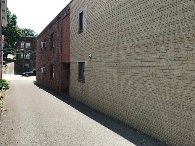 158 Virginia Ave, Unit 4 photo'