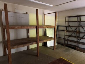 830 W Crawford St in Denison, TX - Building Photo - Building Photo