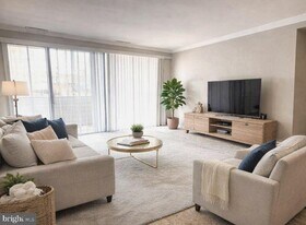 5606 Bloomfield Dr in Alexandria, VA - Building Photo