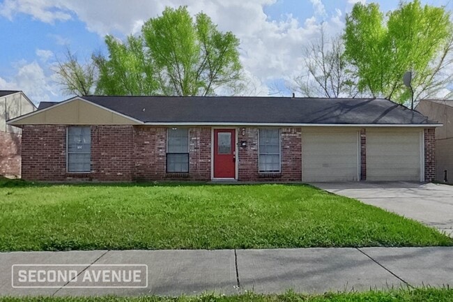 4015 Heatherbloom Dr