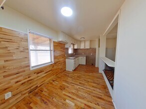 1201 Dellrose in Wichita, KS - Building Photo - Building Photo