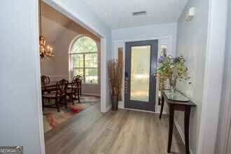235 Masters Dr in Newnan, GA - Building Photo - Building Photo