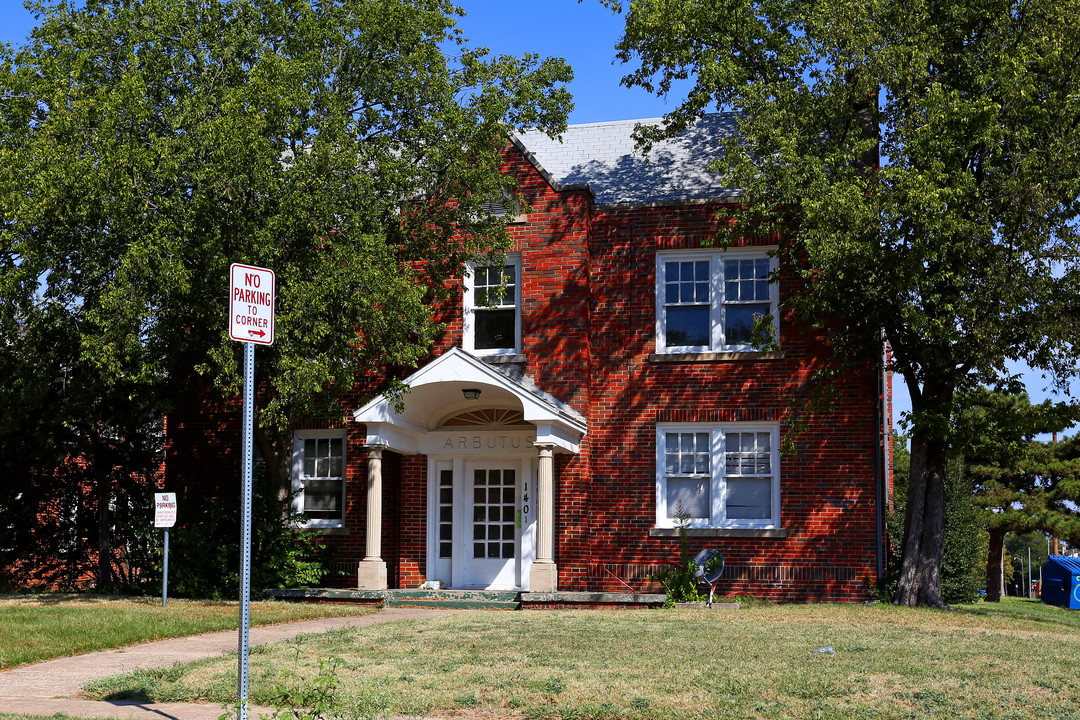 Arbutus in Oklahoma City, OK - Building Photo