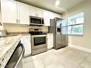 1631 SW 1st Ave in Cape Coral, FL - Building Photo - Building Photo