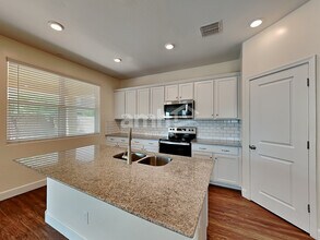 5915 W Larkspur Dr in Glendale, AZ - Building Photo - Building Photo