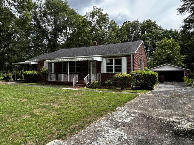 1233 Crenshaw St in Pendleton, SC - Building Photo - Building Photo