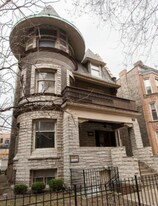 847 W Wellington Ave, Unit 3 in Chicago, IL - Building Photo