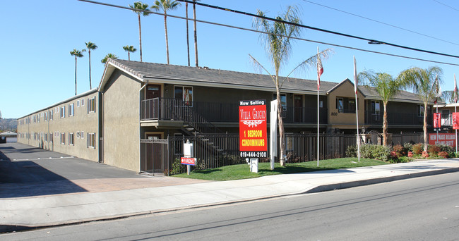 Duke & Duchess in El Cajon, CA - Foto de edificio - Building Photo