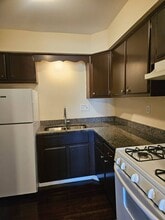 Riverside Terrace Apartments in Rockford, IL - Foto de edificio - Interior Photo