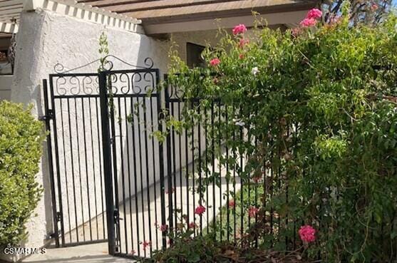 1232 Landsburn Cir in Westlake Village, CA - Building Photo - Building Photo