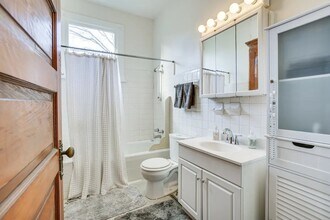 7922 Sycamore St in New Orleans, LA - Building Photo - Building Photo