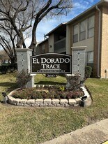 260 El Dorado Blvd in Webster, TX - Building Photo