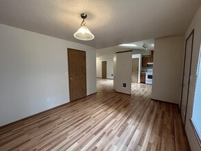 82 Pine Park Ln in Shelton, WA - Building Photo - Building Photo