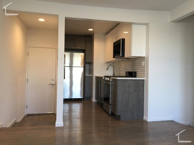 19 Peterborough St, Unit 22
