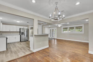 16 Woodham Ave in Fort Walton Beach, FL - Building Photo