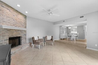 3010 W Grovewood Ct in Tampa, FL - Building Photo - Building Photo