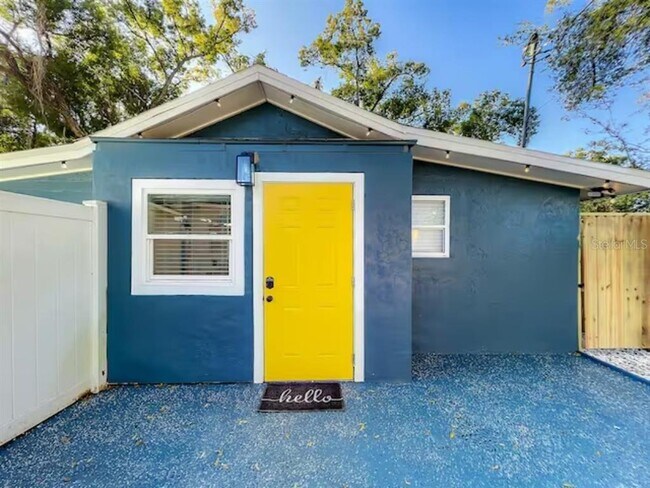 2008 Page Ave, Unit 2 in Orlando, FL - Building Photo - Building Photo