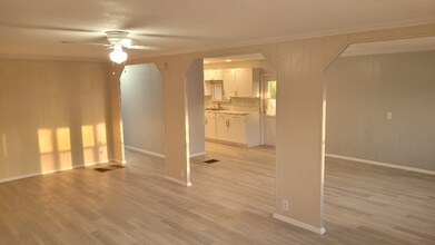58 Jefferson Dr in Palmetto, FL - Building Photo - Building Photo
