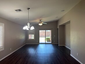 2213 E Stacey Rd in Gilbert, AZ - Building Photo - Building Photo